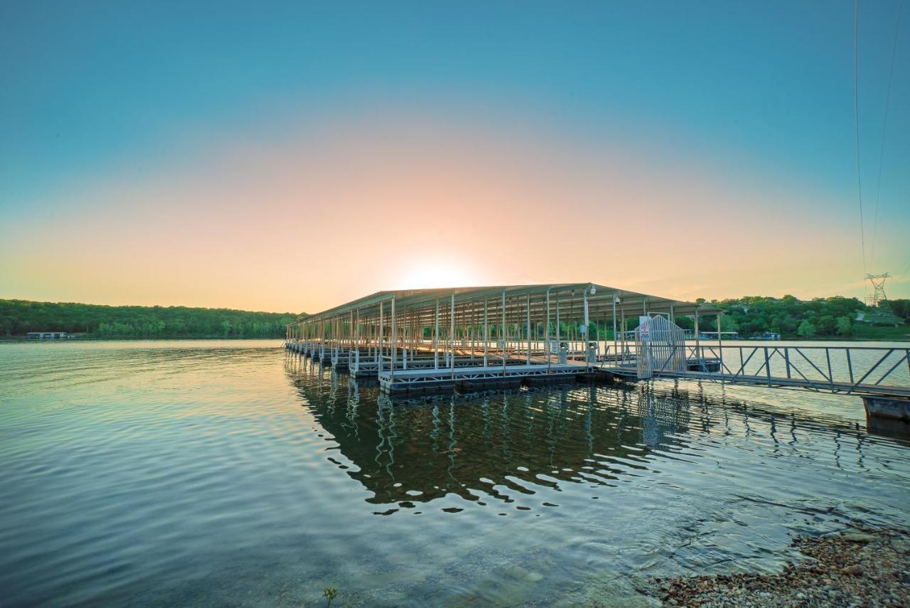 Hotel Majestic At Table Rock Branson Exterior foto
